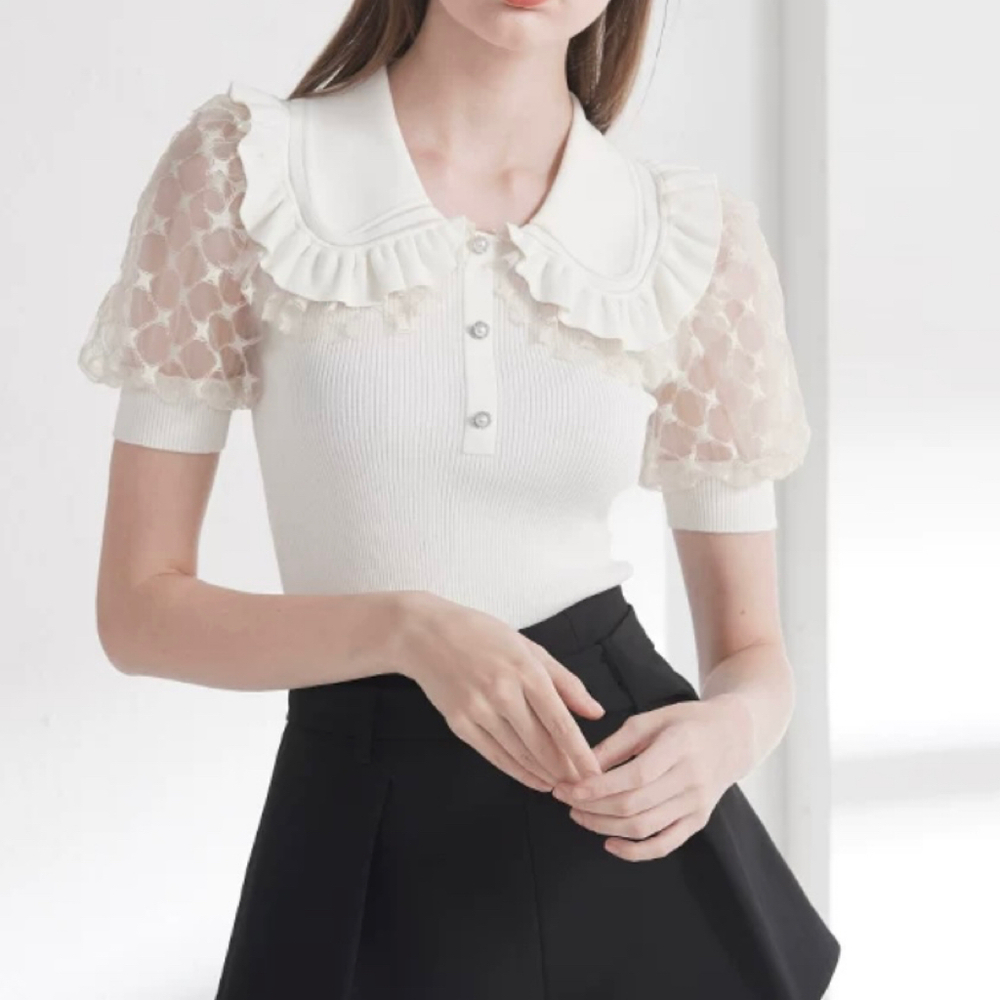 White Lace Kknit Top with Ruffle Collar